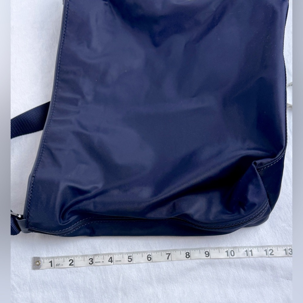 Lululemon Navy Blue All Set Bucket Crossbody Shoulder Bag - Picture 10 of 13